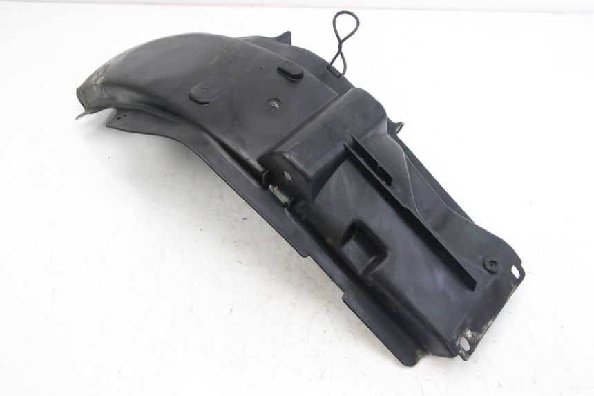 photo de REAR WHEEL HUGGER HYOSUNG RT KARION 125 (2003 - 2007) - Component detail