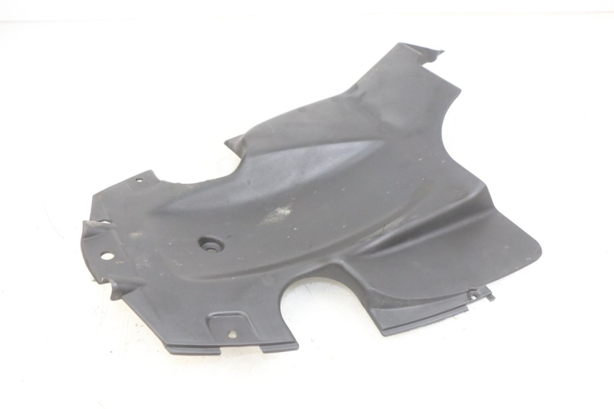 photo de REAR WHEEL HUGGER APRILIA SCARABEO LIGHT 125 (2007 - 2011) - Product overview