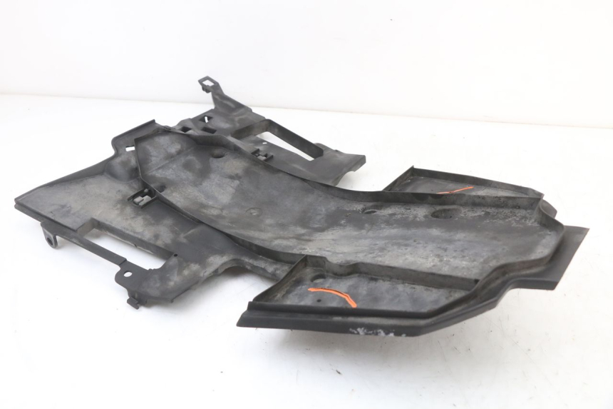 photo de REAR UNDERTRAY HONDA SH ABS 125 (2012 - 2017) - Technical close-up