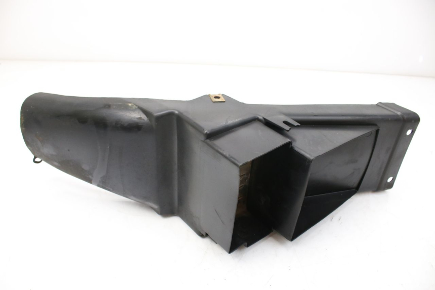 photo de REAR WHEEL HUGGER GILERA SMT SUPERMOTARD 50 (2009 - 2017) - Alternative perspective