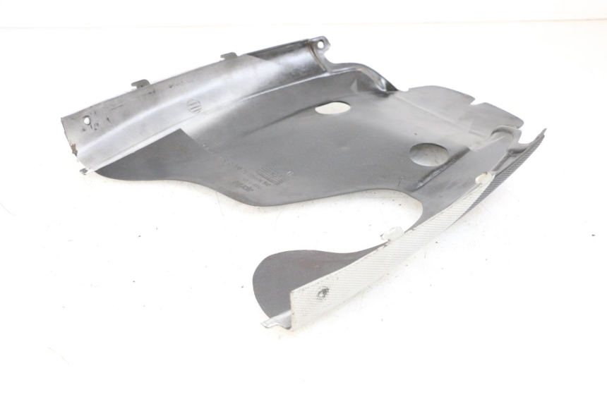 photo de REAR UNDERTRAY APRILIA SR CARB LC 2T 50 (2004 - 2012) - Component detail