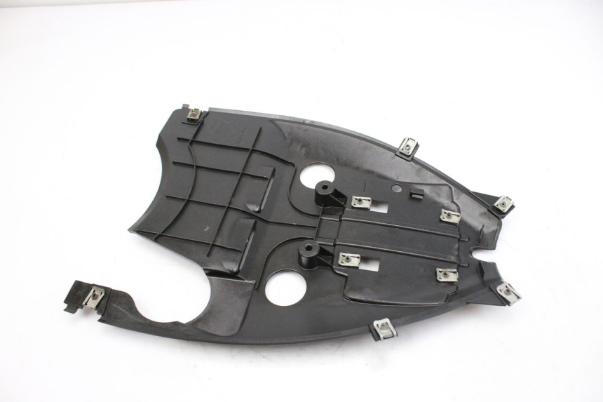 photo de REAR WHEEL HUGGER APRILIA SR R 2T LC 50 (2018 - 2021) - Alternative perspective