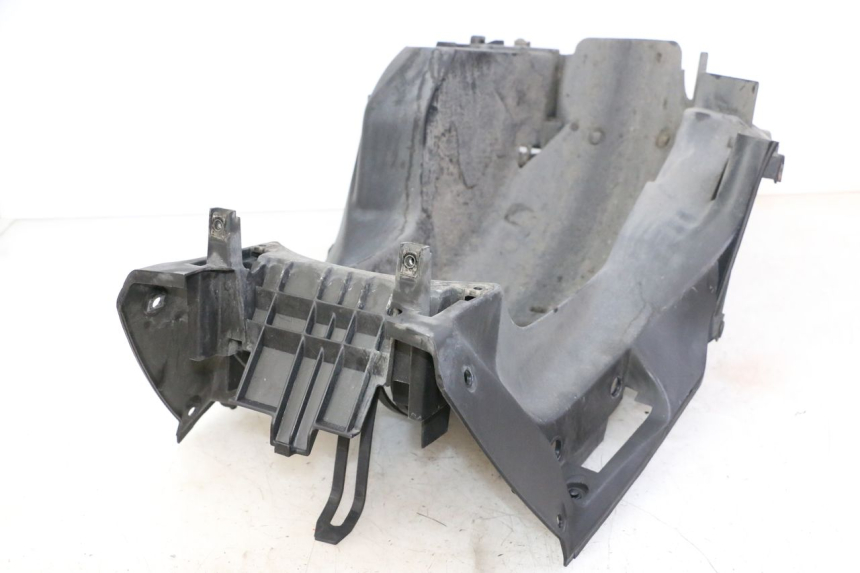 photo de REAR UNDERTRAY HONDA ST PAN EUROPEAN 1300 (2002 - 2013) - Zoom on usage condition