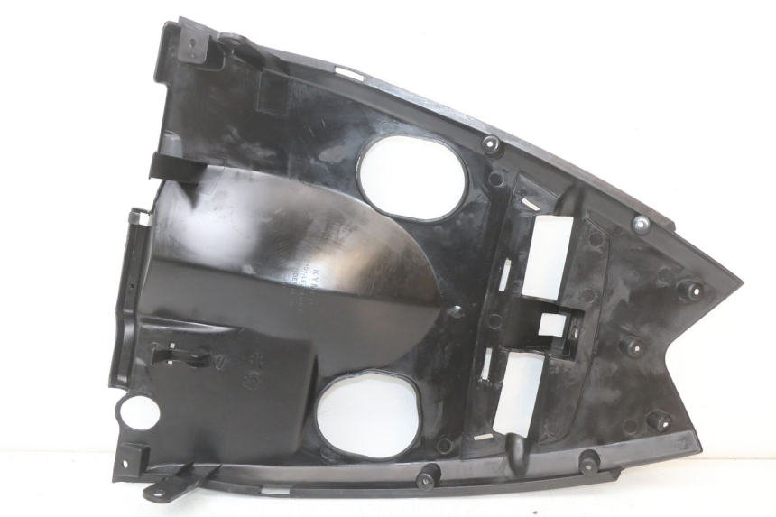 photo de REAR UNDERTRAY KYMCO SUPER 8 4T 50 (2021 - 2024) - Technical close-up