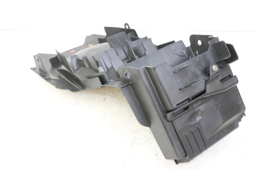 photo de REAR UNDERTRAY SUZUKI SV S 650 (2003 - 2009) - Additional view of the item
