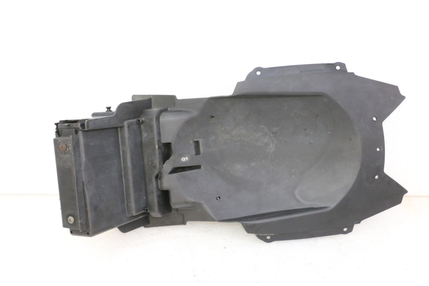 photo de REAR UNDERTRAY SUZUKI SV S 650 (2003 - 2009) - Surface and material condition