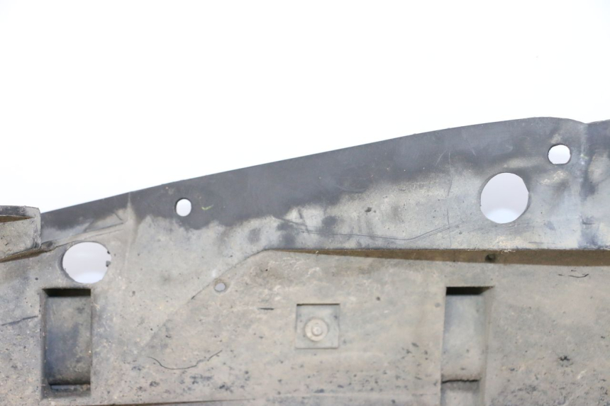 photo de REAR UNDERTRAY YAMAHA TDM ABS 900 (2002 - 2014) - Technical close-up