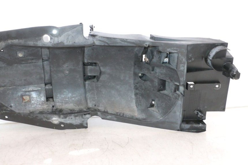 photo de REAR UNDERTRAY YAMAHA TDM ABS 900 (2002 - 2014) - Component zoom
