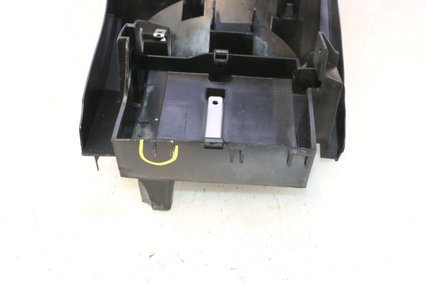 photo de REAR UNDERTRAY YAMAHA TDM ABS 900 (2002 - 2014) - Alternative perspective