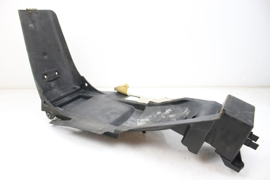 photo de REAR WHEEL HUGGER YAMAHA TDR DELTABOX 125 (1997 - 2003) - Technical close-up