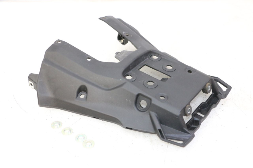 photo de REAR UNDERTRAY YAMAHA TRACER 7 700 (2020 - 2024) - Technical close-up