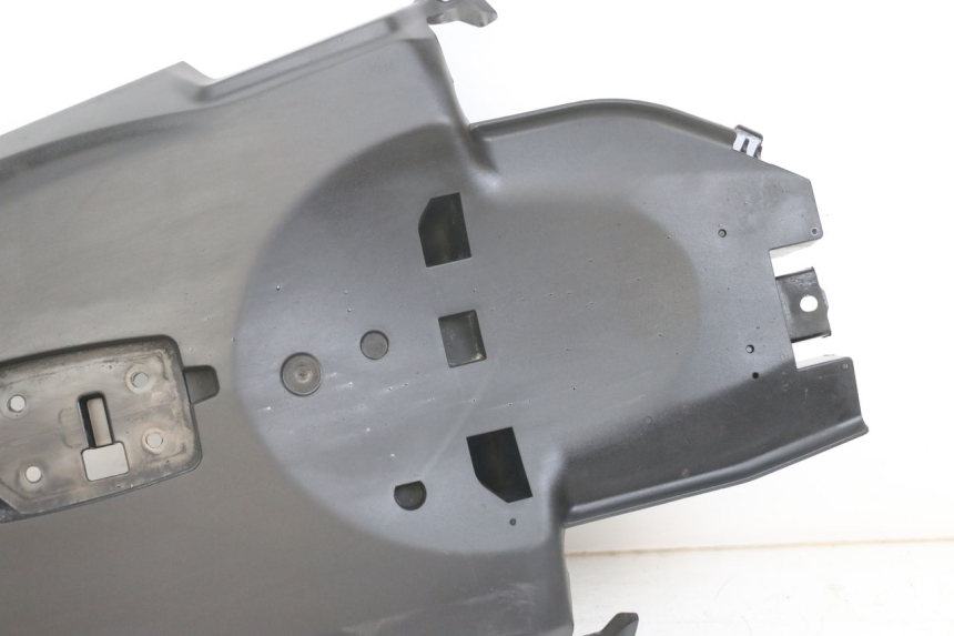 photo de REAR WHEEL HUGGER KAWASAKI VERSYS ABS 650 (2015 - 2018) - Markings and original references