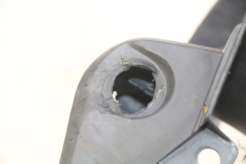 photo de REAR WHEEL HUGGER HONDA VISION NSC R 50 (2013 - 2015) - Component detail