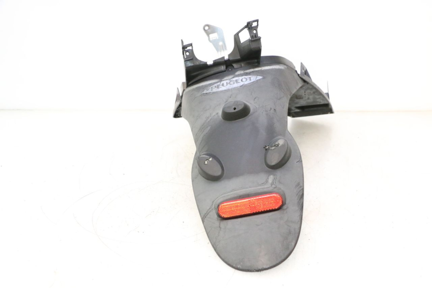 photo de REAR UNDERTRAY PEUGEOT VIVACITY 50 (2004 - 2009) - Surface and material condition