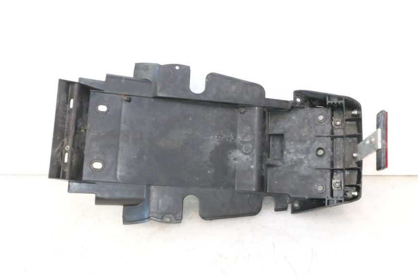 photo de REAR UNDERTRAY DAELIM VJ ROADWIN 125 (2004 - 2007) - Fixing points details