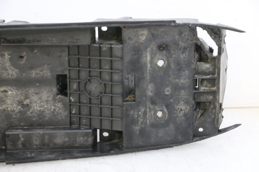 photo de REAR UNDERTRAY YAMAHA TZR 50 (2008 - 2016) - Component zoom