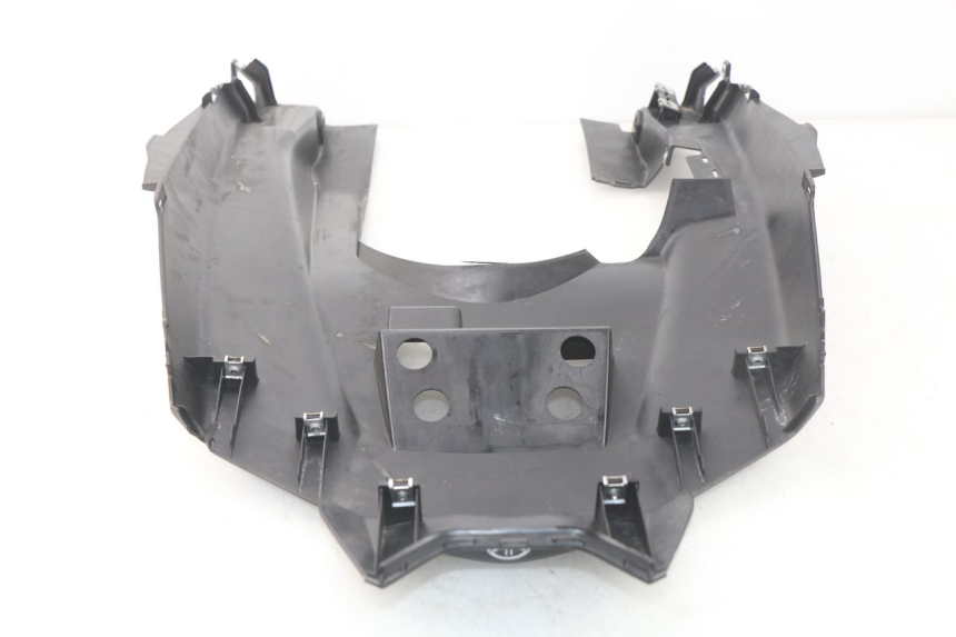 photo de REAR UNDERTRAY YAMAHA YP T-MAX TMAX 530 (2017 - 2020) - Additional view of the item
