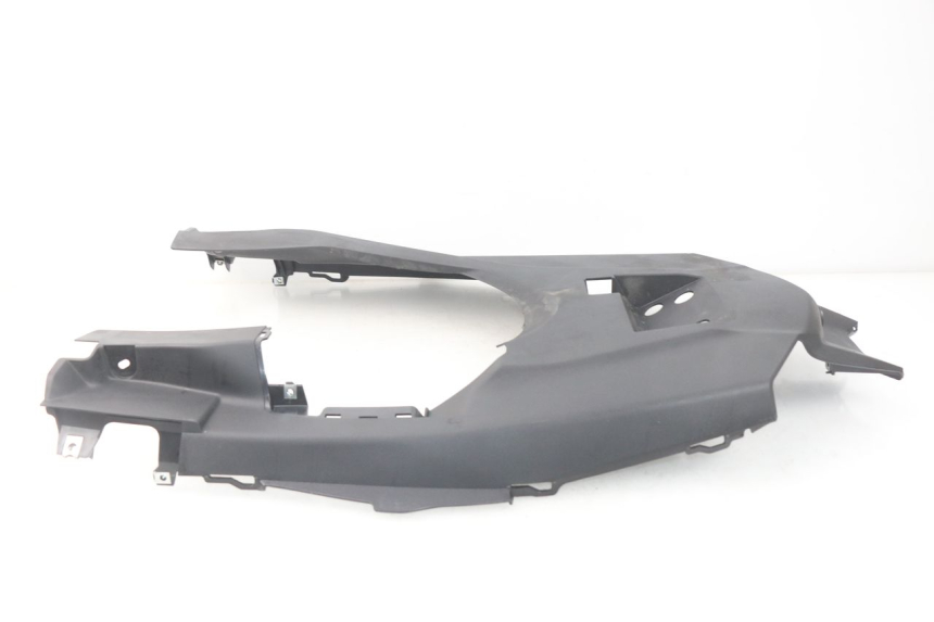 photo de REAR UNDERTRAY YAMAHA YP T-MAX TMAX 530 (2017 - 2020) - Technical close-up