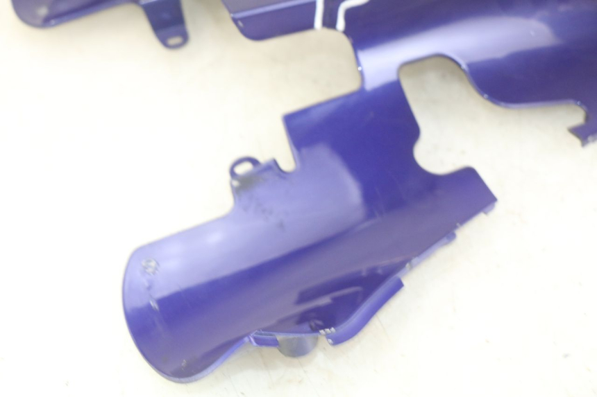 photo de REAR WHEEL HUGGER YAMAHA YZF R1 1000 (2007 - 2008) - Fixing points details