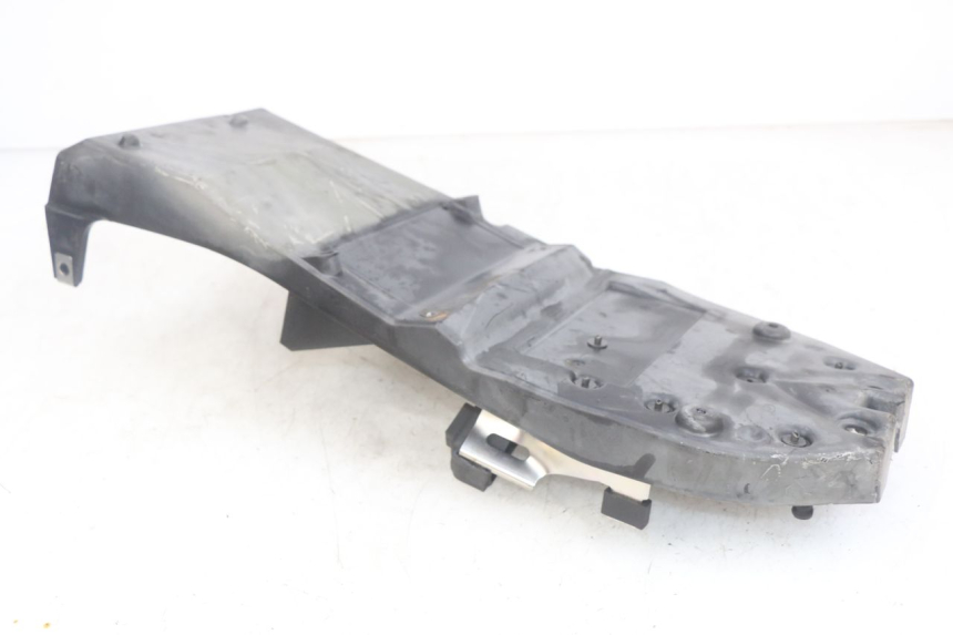 photo de REAR WHEEL HUGGER KAWASAKI Z 750 (2007 - 2013) - Technical close-up