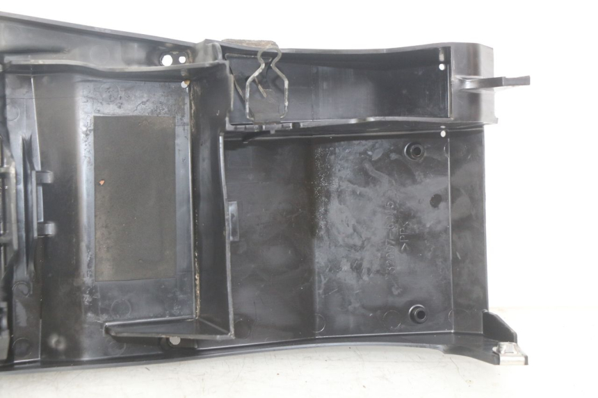 photo de REAR WHEEL HUGGER KAWASAKI Z 750 (2007 - 2013) - Checked used part