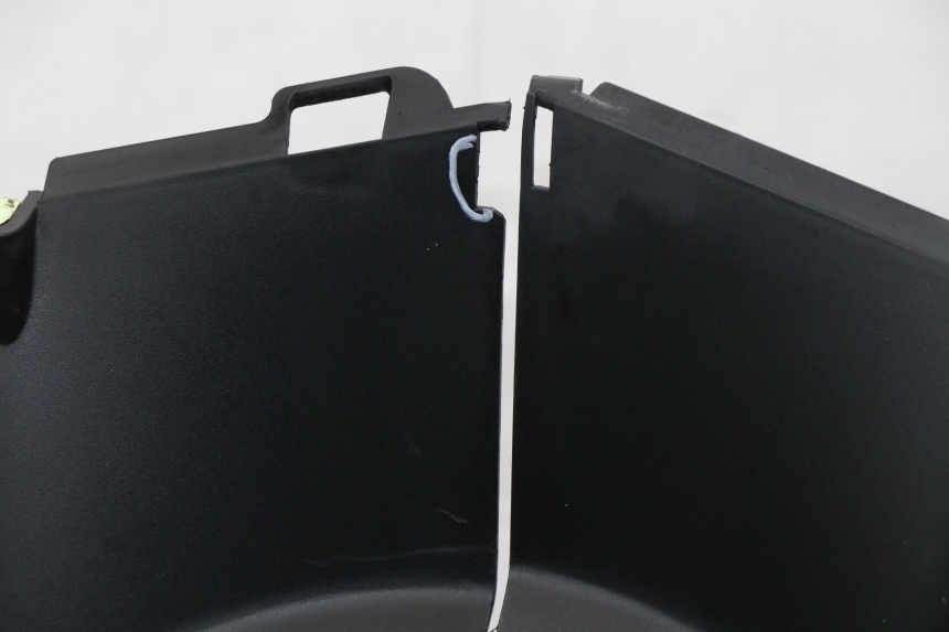 photo de FRONT UNDERTRAY PEUGEOT SATELIS COMPRESSOR K15 125 (2006 - 2009) - Supplementary product photo