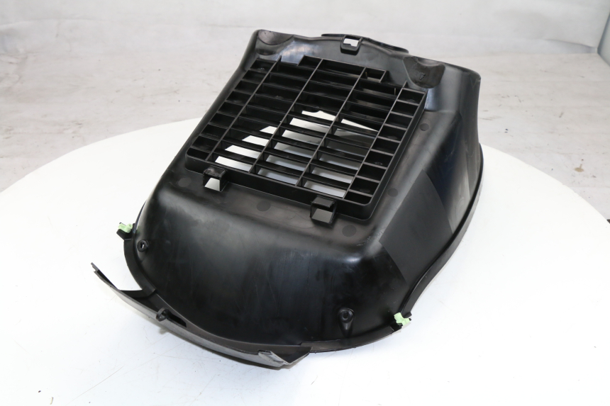 photo de FRONT UNDERTRAY PEUGEOT SATELIS COMPRESSOR K15 125 (2006 - 2009) - Spare part profile view