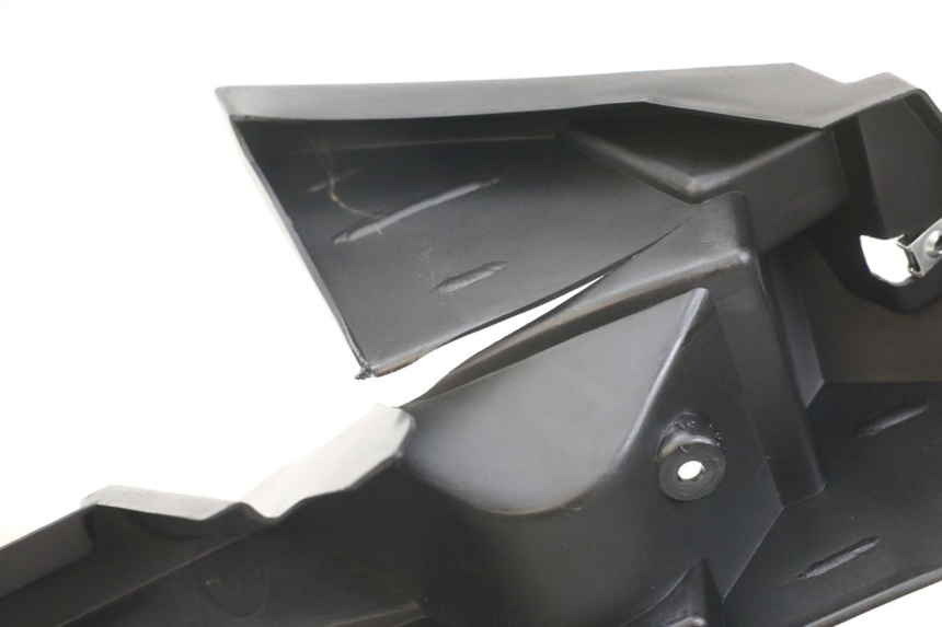 photo de FRONT WHEEL AXLE YAMAHA AEROX 2T 50 (2013 - 2017) - Alternative perspective