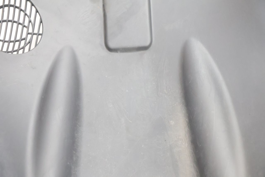 photo de FRONT UNDERTRAY KYMCO AGILITY CITY 16P 125 (2015 - 2024) - Zoom on usage condition