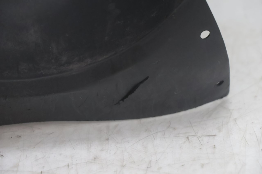 photo de FRONT WHEEL AXLE KYMCO AGILITY CITY 2T 50 (2008 - 2016) - Fixing points details