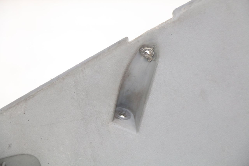 photo de FRONT WHEEL AXLE HONDA FES PANTHEON 2T 125 (1998 - 2002) - Component detail