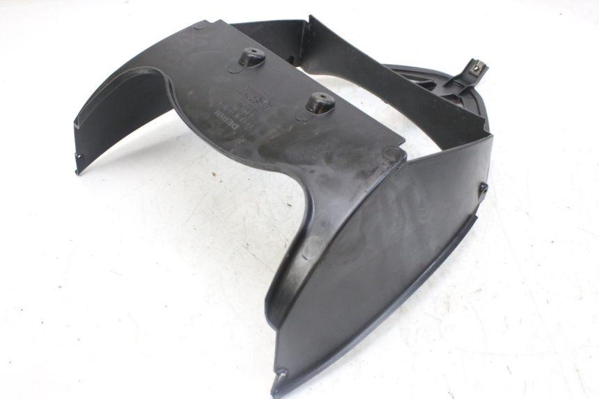 photo de FRONT WHEEL AXLE DERBI GPR 50 (2004 - 2009) - Alternative perspective