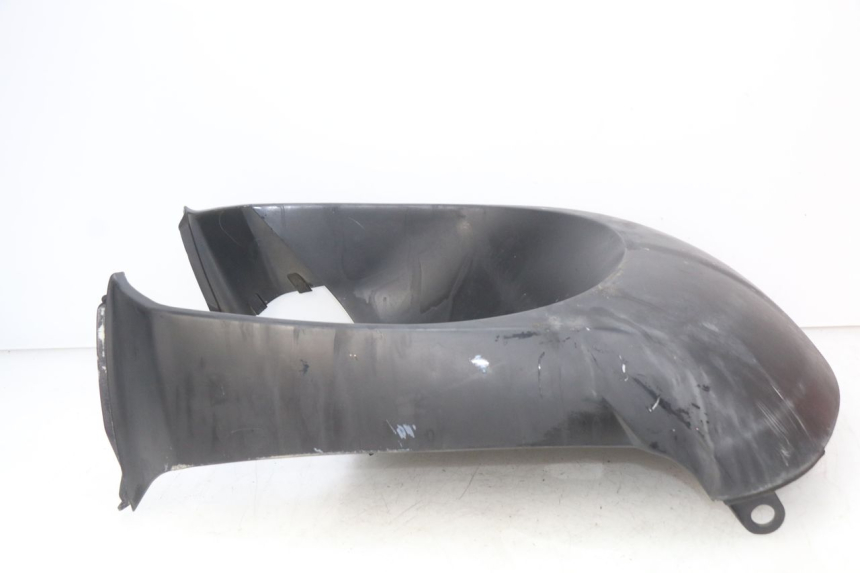 photo de FRONT WHEEL FENDER PEUGEOT KISBEE 2T 50 (2010 - 2017) - Fixing points details