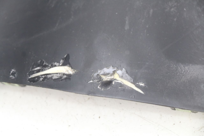 photo de FRONT WHEEL FENDER PEUGEOT KISBEE 2T 50 (2010 - 2017) - Surface and material condition