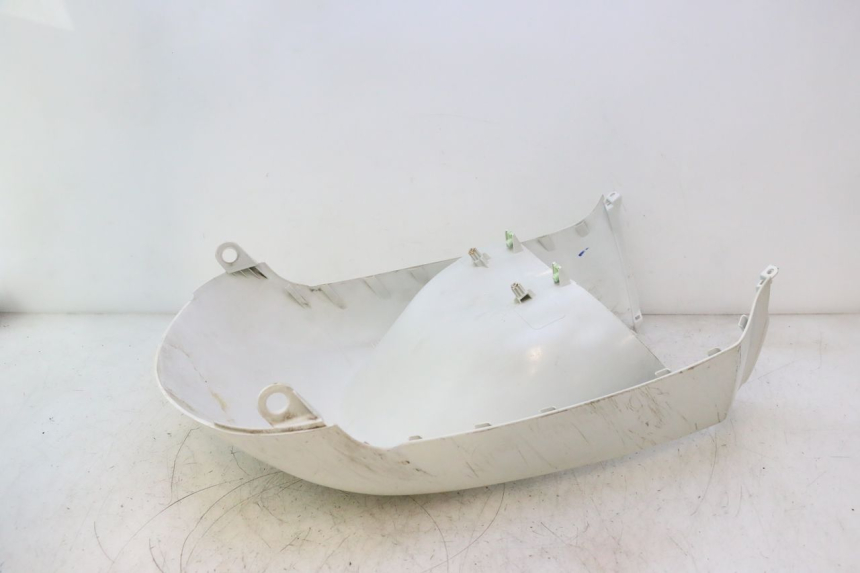photo de FRONT WHEEL FENDER PEUGEOT KISBEE 2T 50 (2010 - 2017) - Zoom on usage condition