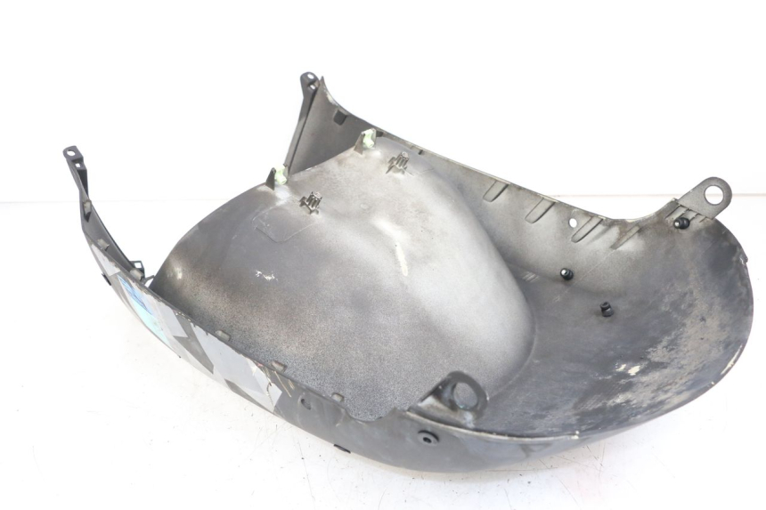 photo de FRONT WHEEL AXLE PEUGEOT KISBEE 4T 50 (2018 - 2022) - Zoom on usage condition