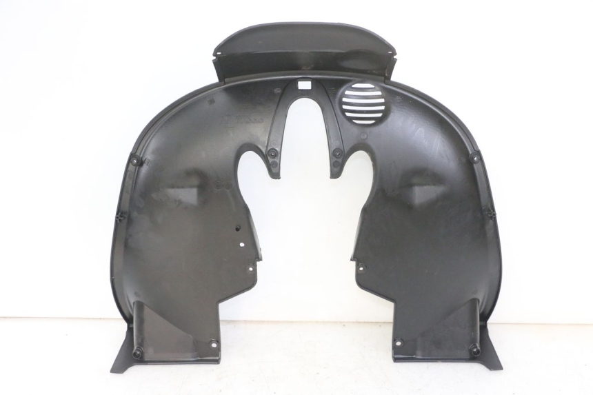 photo de FRONT UNDERTRAY PIAGGIO MP3 LT 300 (2010 - 2016) - Technical close-up