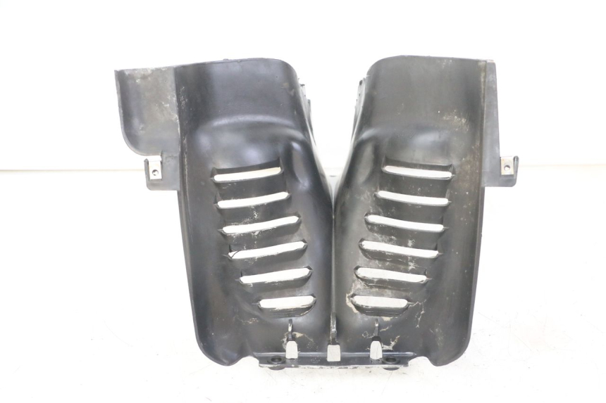 photo de FRONT UNDERTRAY PIAGGIO MP3 LT 300 (2010 - 2016) - Technical close-up