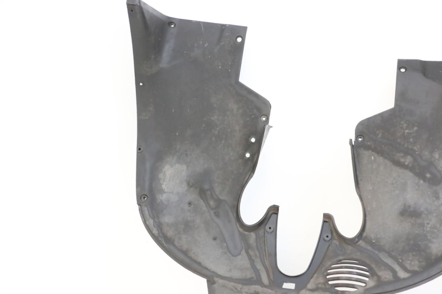 photo de FRONT UNDERTRAY PIAGGIO MP3 125 (2006 - 2014) - Zoom on usage condition