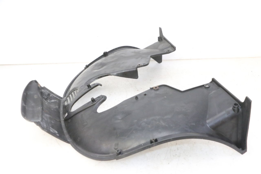photo de FRONT UNDERTRAY PIAGGIO MP3 RL 250 (2006 - 2010) - Zoom on usage condition