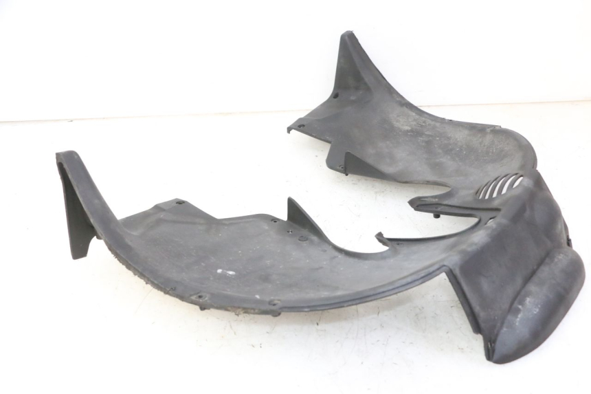 photo de FRONT WHEEL AXLE PIAGGIO MP3 500 (2011 - 2015) - Checked used part