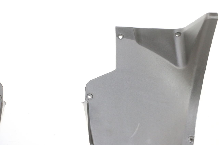 photo de FRONT UNDERTRAY PIAGGIO MP3 RL 250 (2006 - 2010) - Component zoom