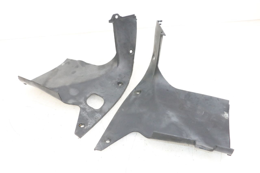 photo de FRONT WHEEL FENDER HONDA NTV DEAUVILLE 650 (1998 - 2001) - Main view