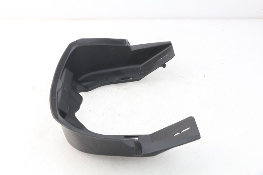 photo de FRONT WHEEL AXLE SYM ORBIT III 3 4T 50 (2018 - 2021) - Alternative perspective