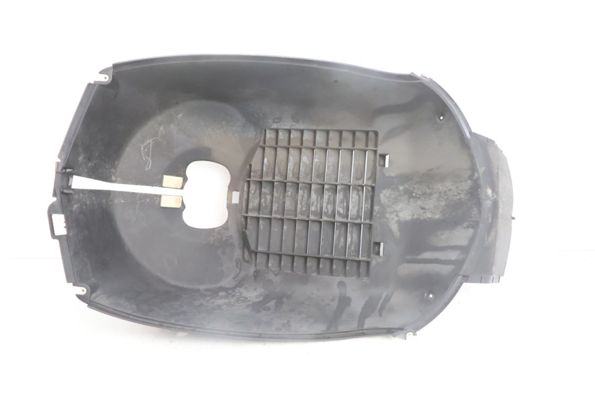 photo de FRONT UNDERTRAY PEUGEOT SATELIS 125 (2006 - 2009) - Main view