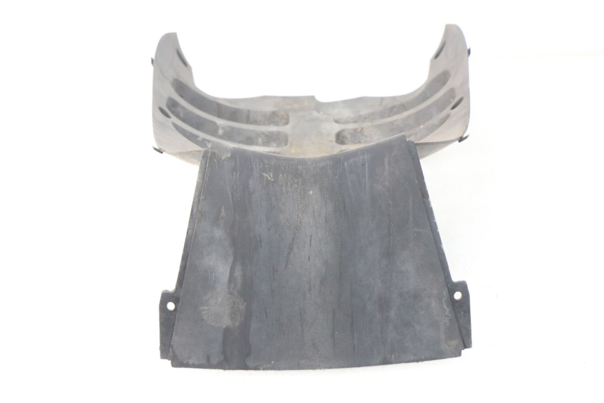 photo de FRONT UNDERTRAY HONDA SES DYLAN 125 (2002 - 2006) - Zoom on usage condition