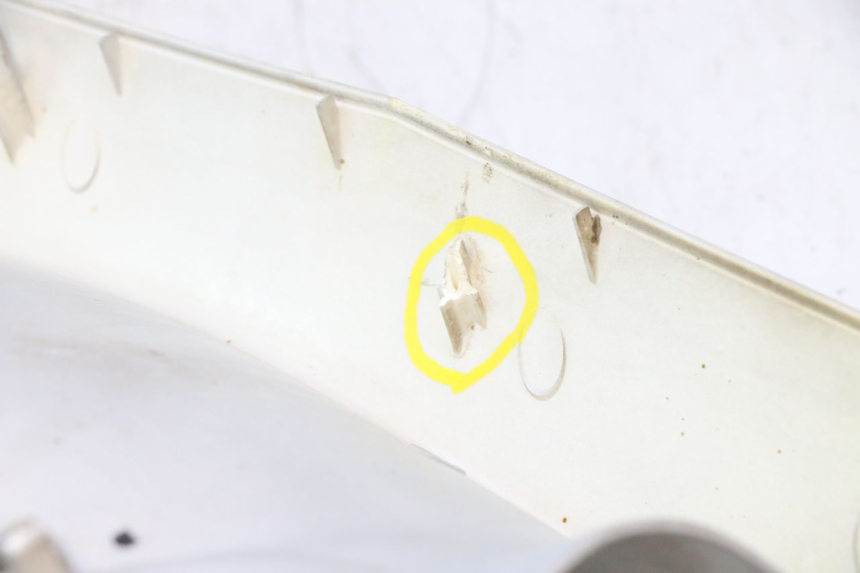 photo de FRONT UNDERTRAY HONDA SH 125 (2001 - 2003) - Additional view of the item