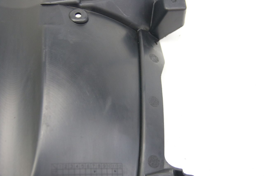 photo de FRONT WHEEL AXLE SUZUKI SIXTEEN 125 (2008 - 2010) - Product overview