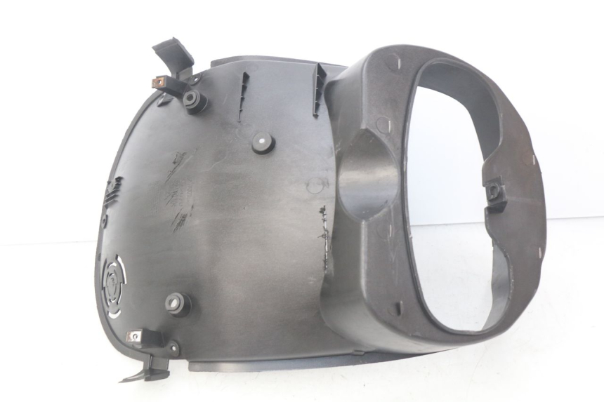 photo de FRONT WHEEL AXLE APRILIA SR 2T 50 (2012 - 2017) - Technical close-up