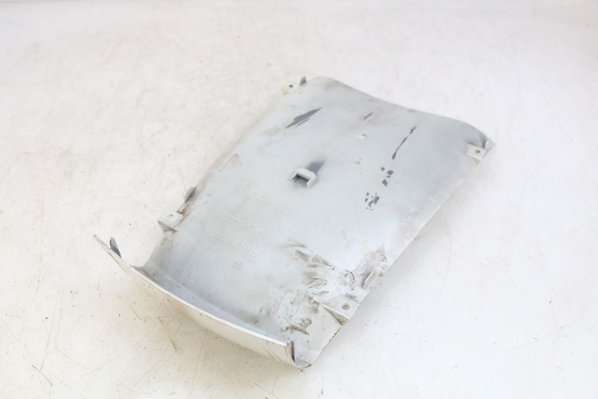 photo de FRONT WHEEL AXLE PEUGEOT TWEET 4T 50 (2018 - 2022) - Zoom on usage condition